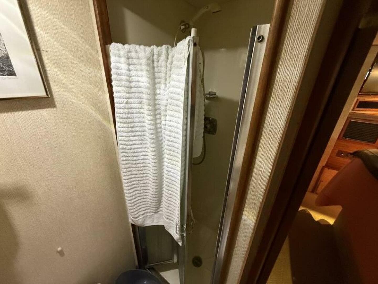 1980 Viking 43 Dcmy — photo 26