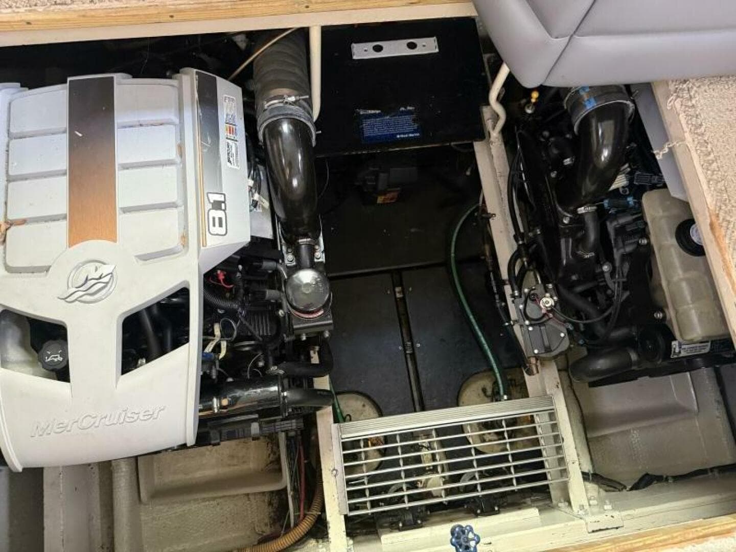 1980 Viking 43 Dcmy — photo 39