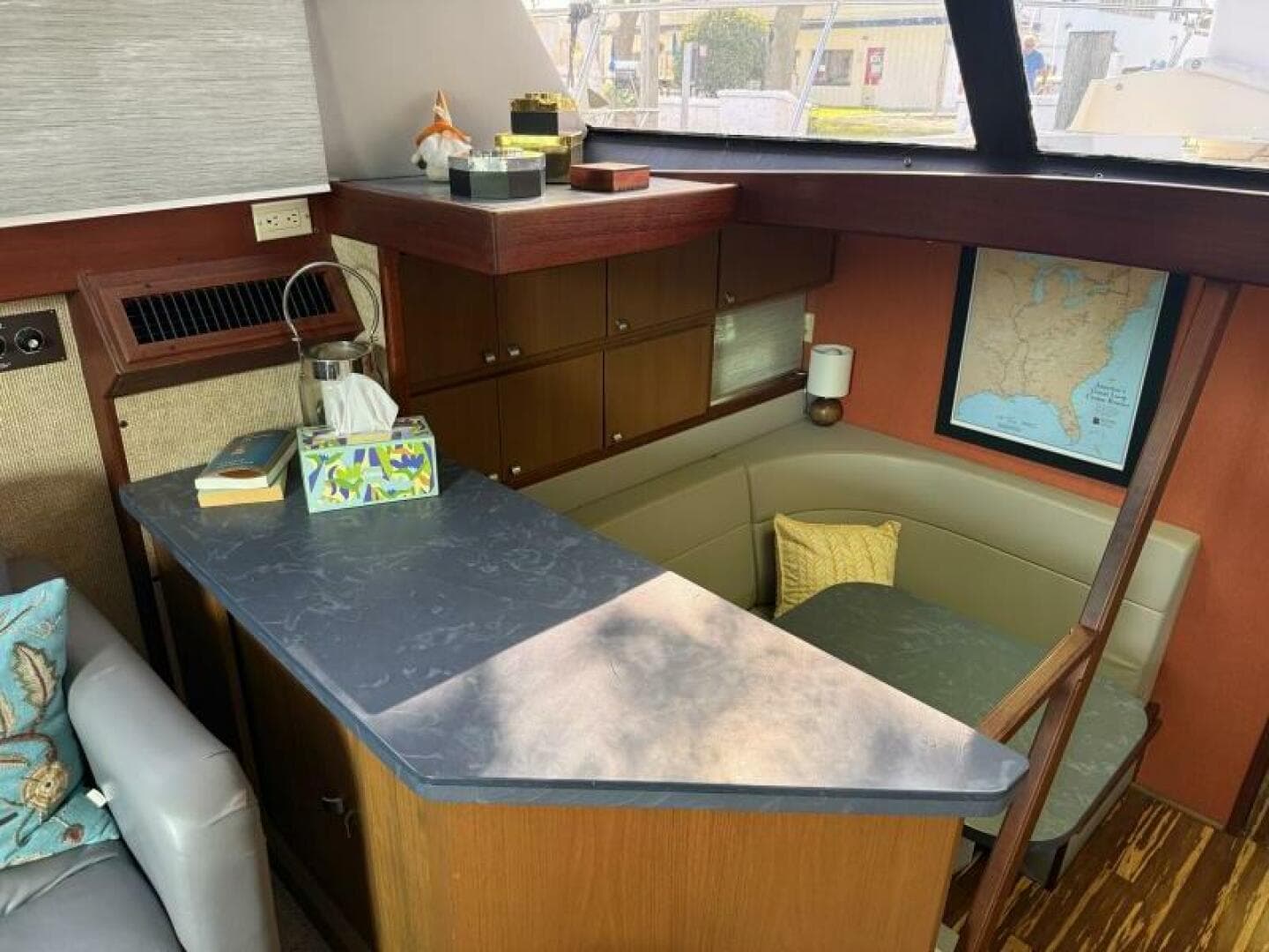 1980 Viking 43 Dcmy — photo 30