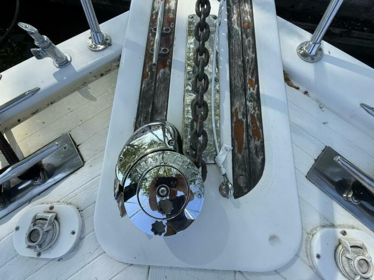 1980 Viking 43 Dcmy — photo 9