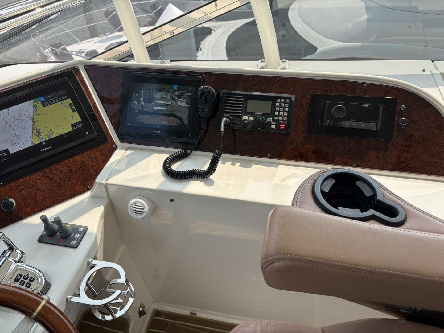 2006 Marquis 65 — photo 45