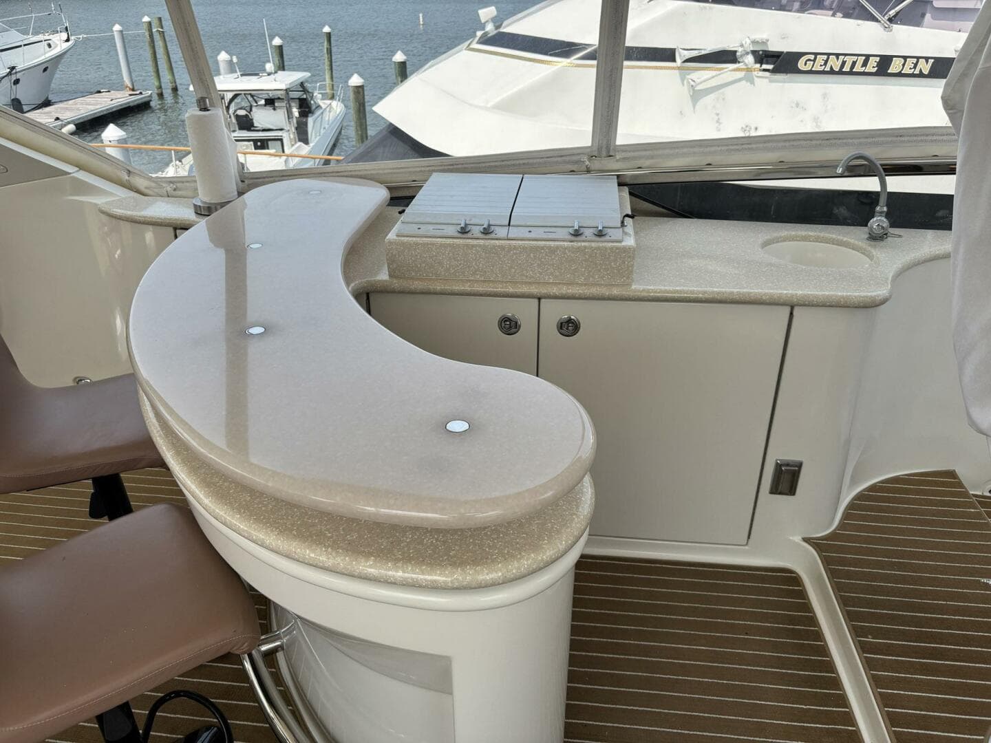 2006 Marquis 65 — photo 48