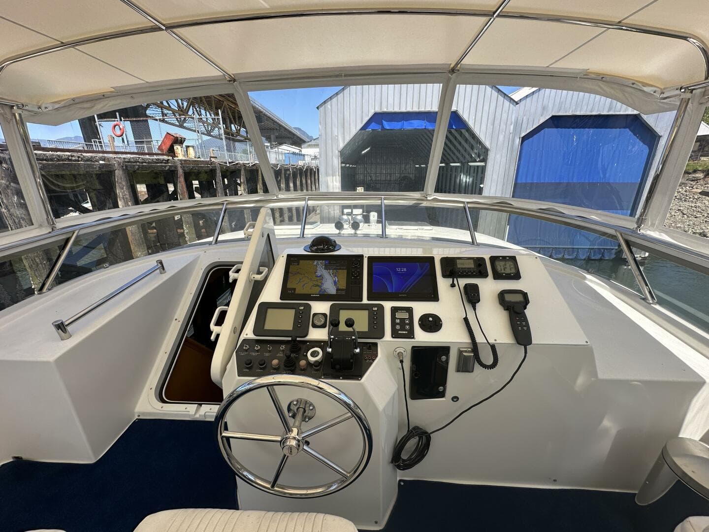 2001 Symbol 66 — photo 18