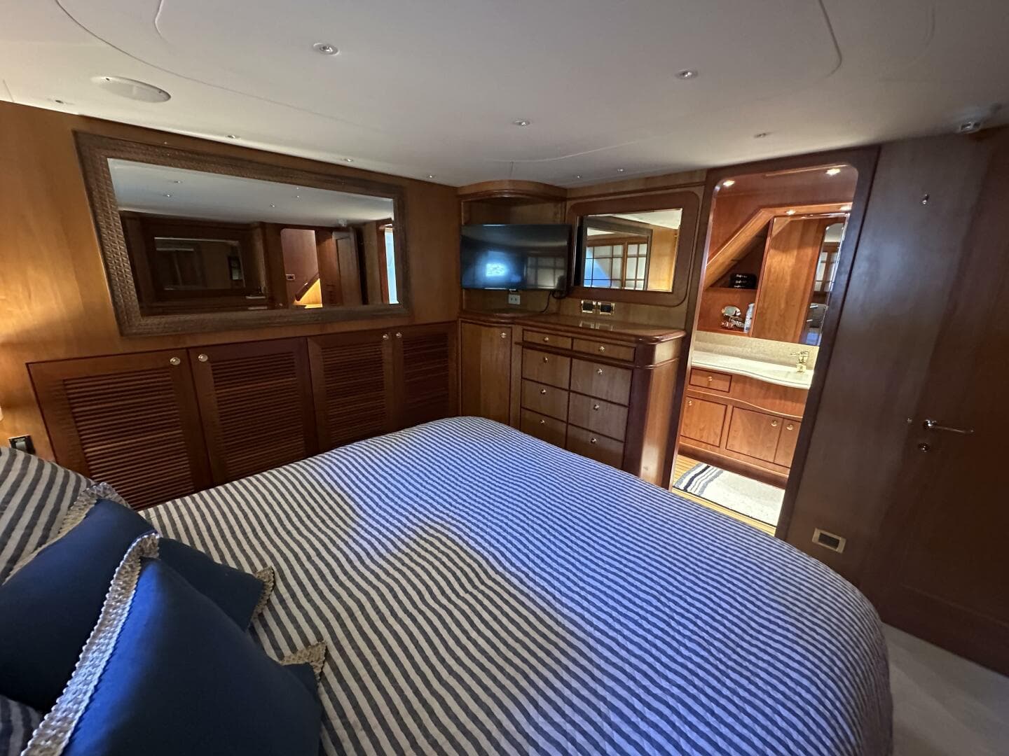 2001 Symbol 66 — photo 49