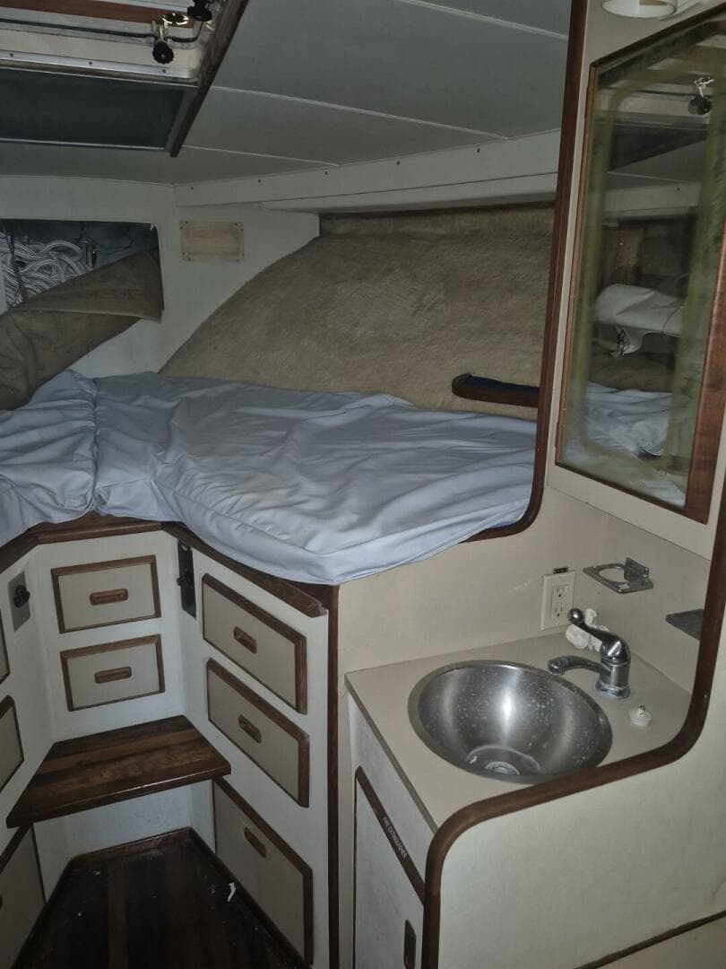 1982 Bertram 38 Convertible — photo 33