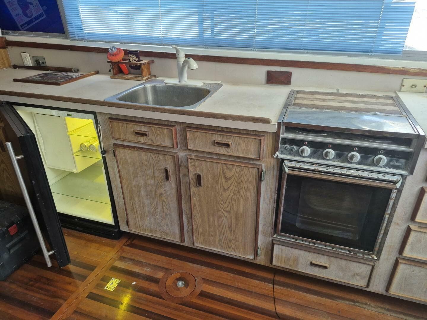 1982 Bertram 38 Convertible — photo 26