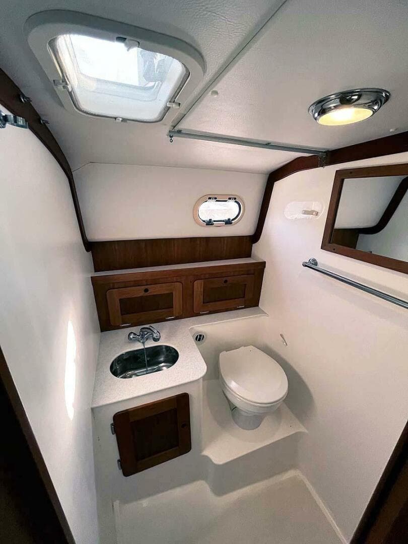 2013 Hunt Yachts Harrier 36 — photo 34
