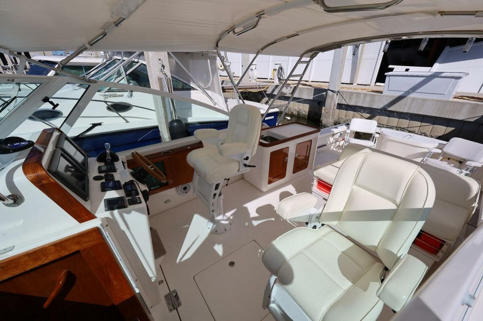 2013 Hunt Yachts Harrier 36 — photo 26