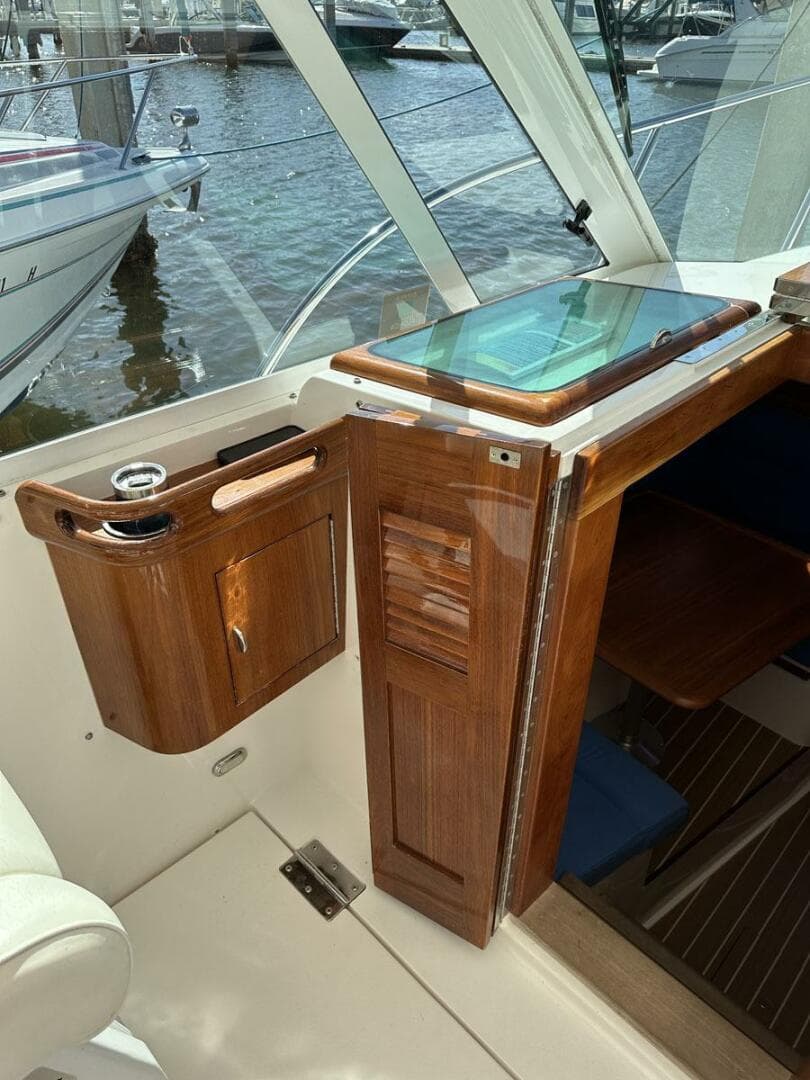 2013 Hunt Yachts Harrier 36 — photo 23
