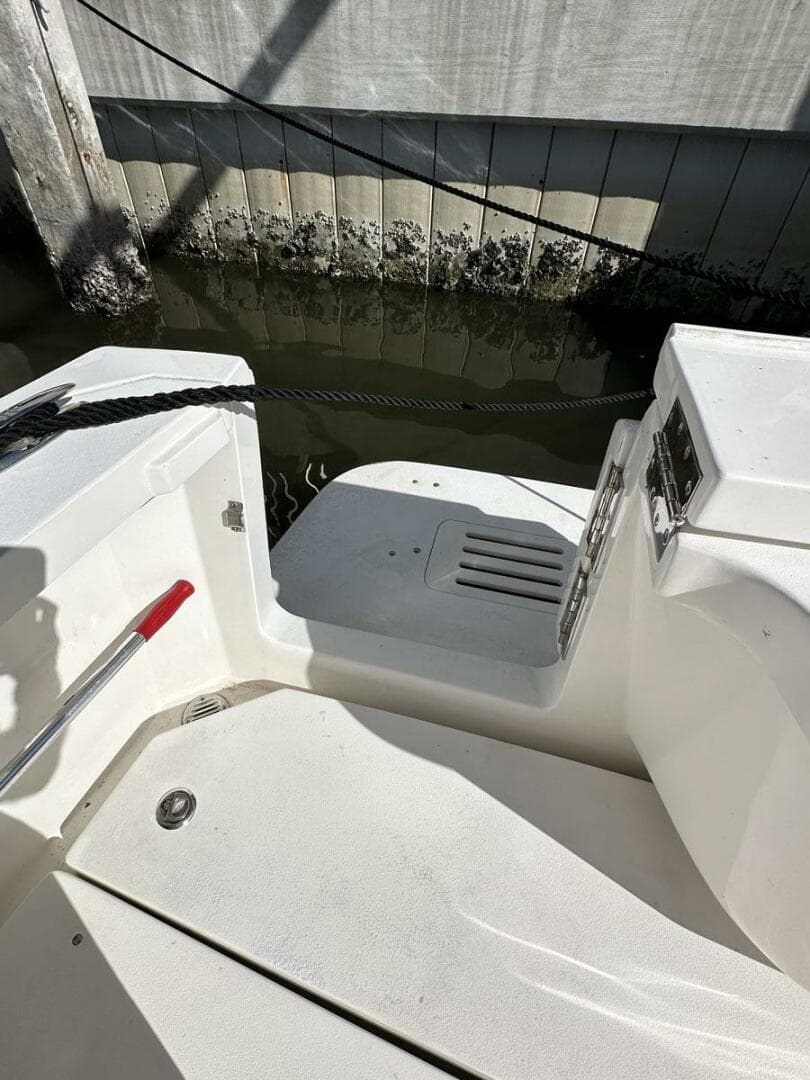 2013 Hunt Yachts Harrier 36 — photo 5