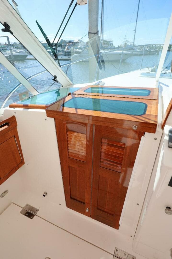 2013 Hunt Yachts Harrier 36 — photo 27