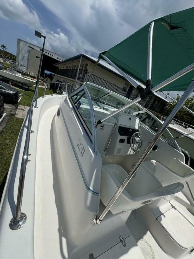 1995 Pro-Line 231 WA — photo 11