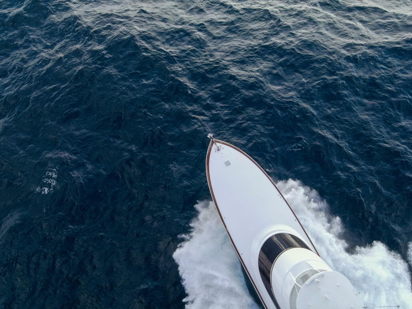 2025 Viking 82 Convertible — photo 73