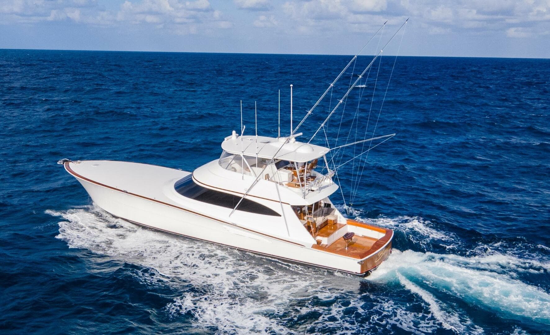 2025 Viking 82 Convertible — photo 1