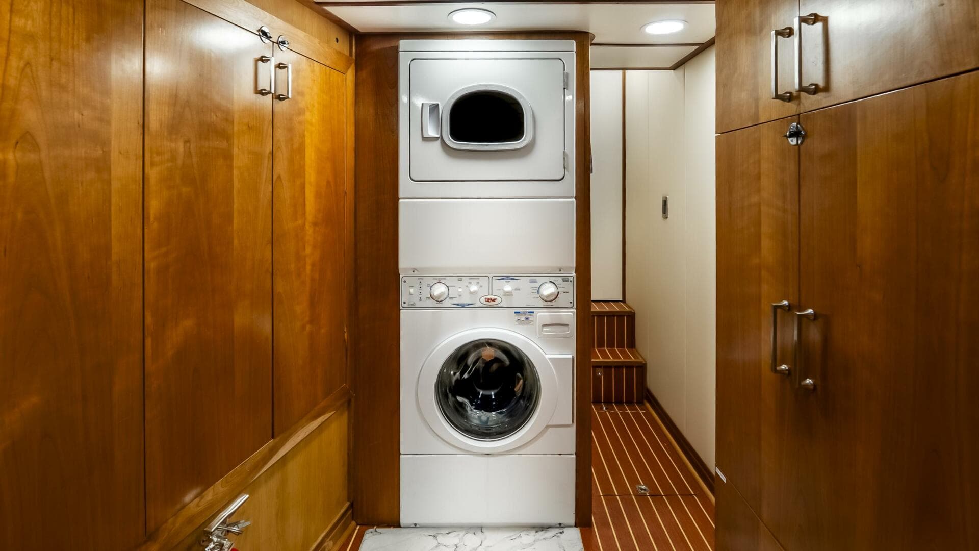 1975 Stephens Brothers — photo 97