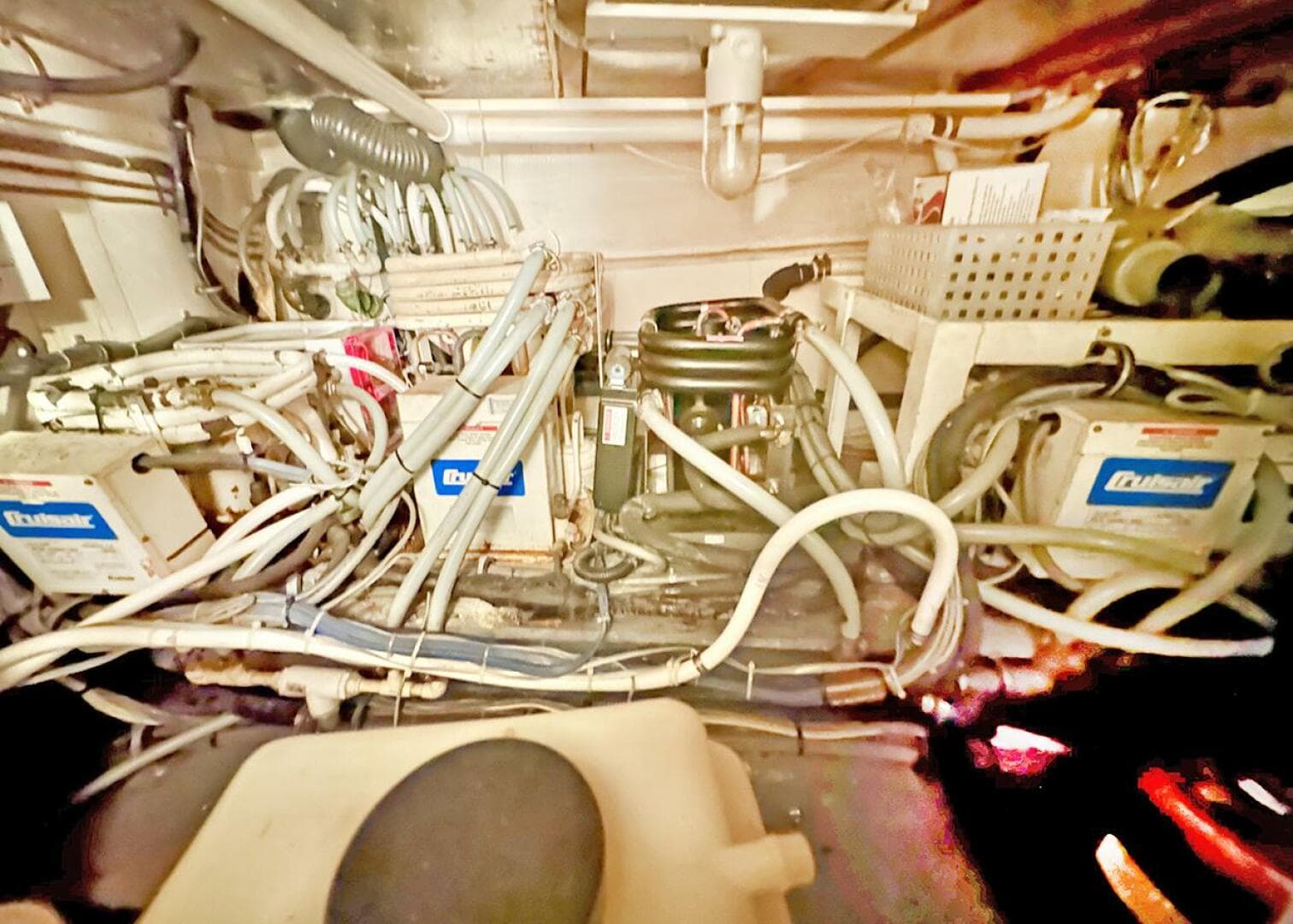 1994 Hatteras Cockpit — photo 13