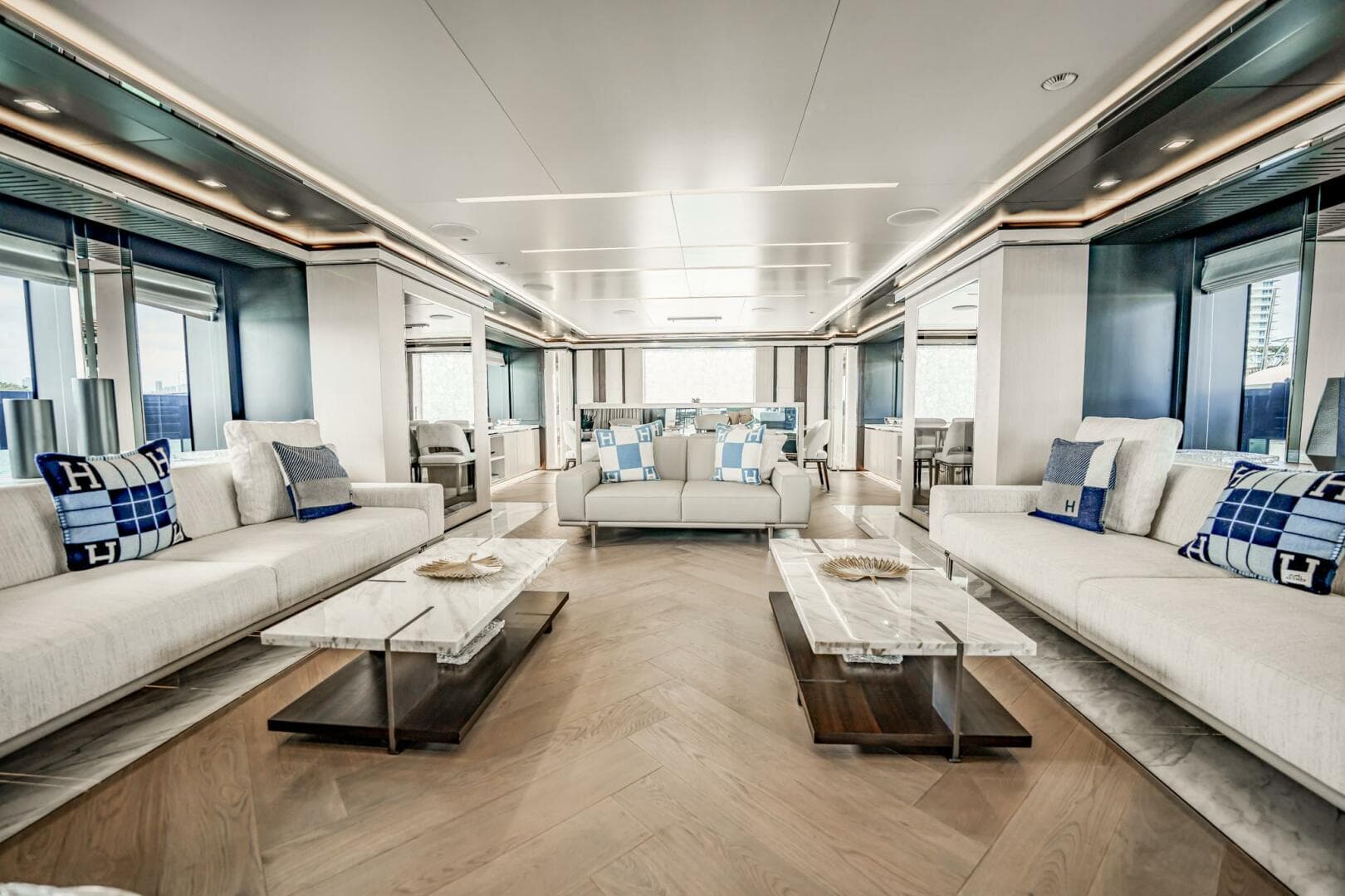 2016 Mondomarine 50 Meters — photo 6