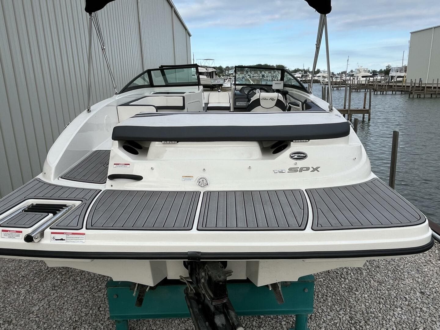 2015 Sea Ray 19 Spx — photo 8