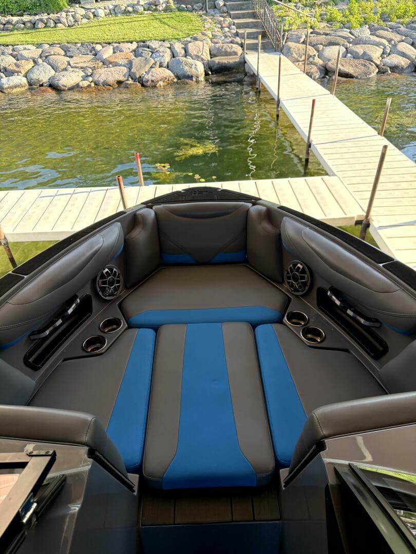 2020 Axis T23 — photo 100