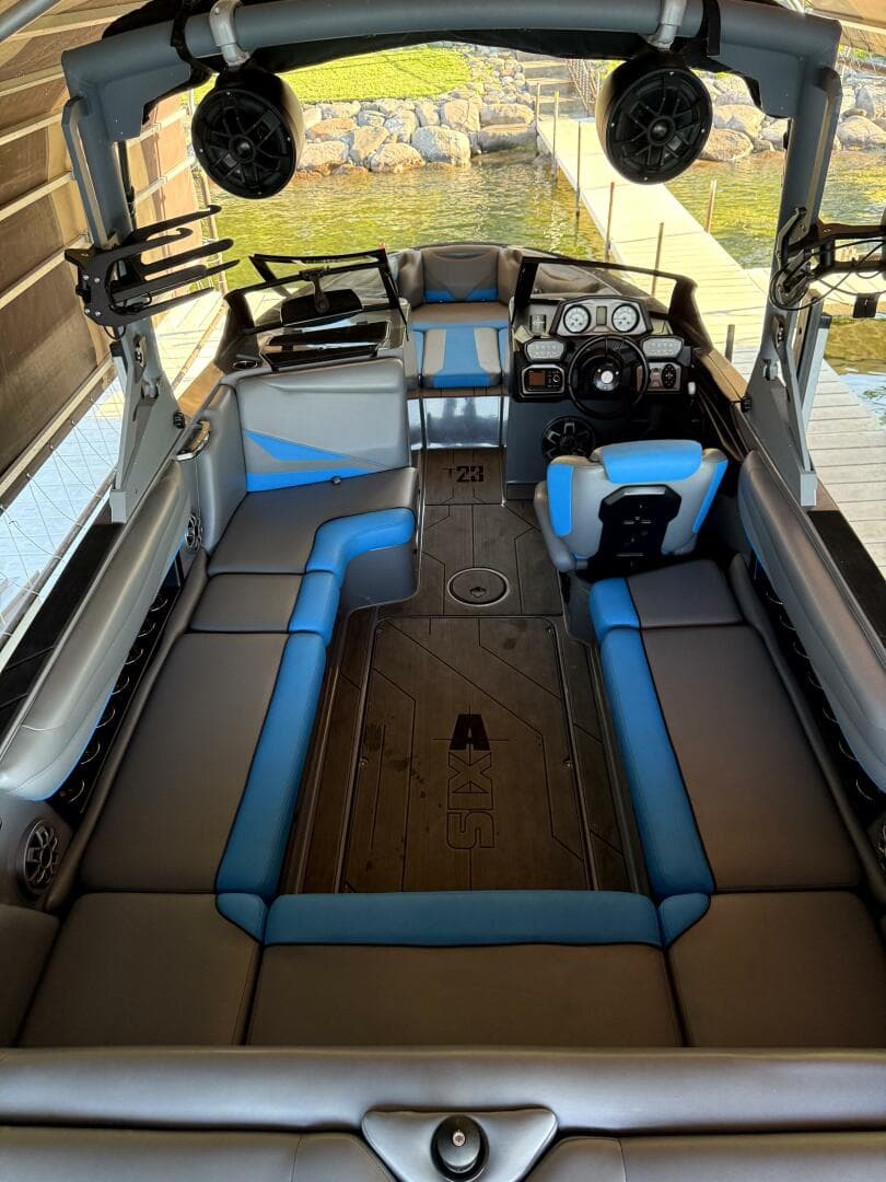 2020 Axis T23 — photo 97