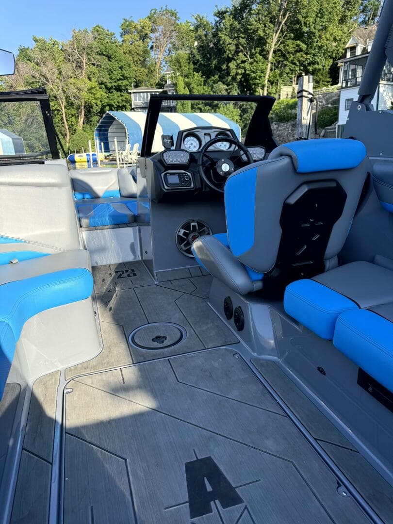 2020 Axis T23 — photo 31