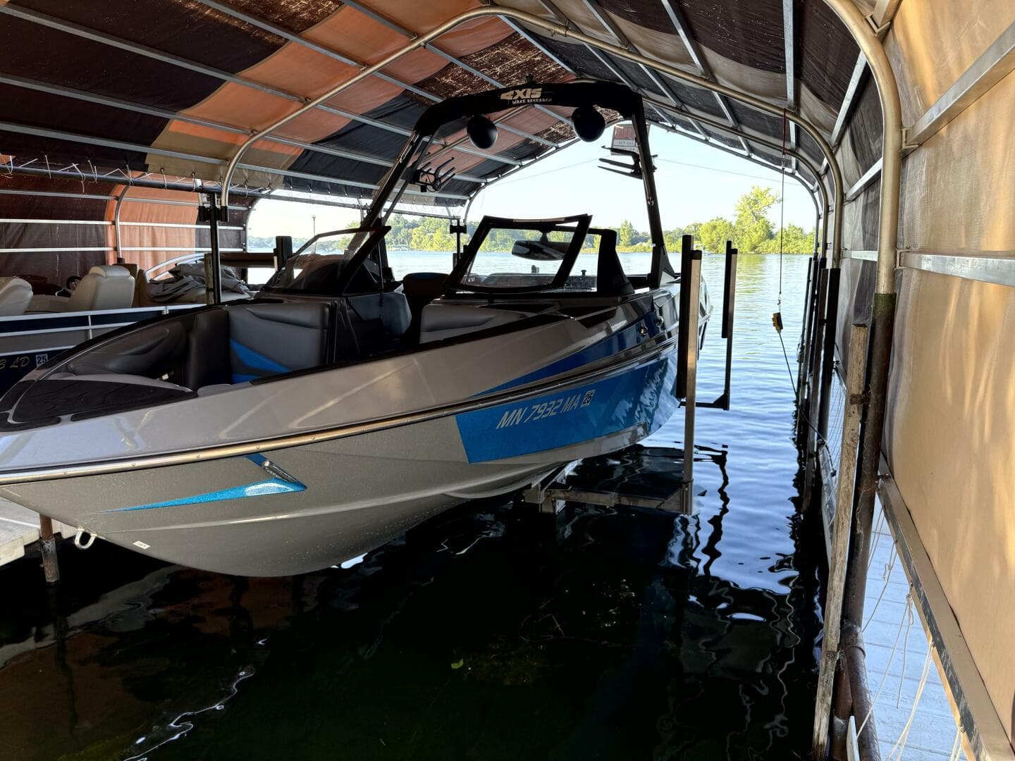 2020 Axis T23 — photo 113