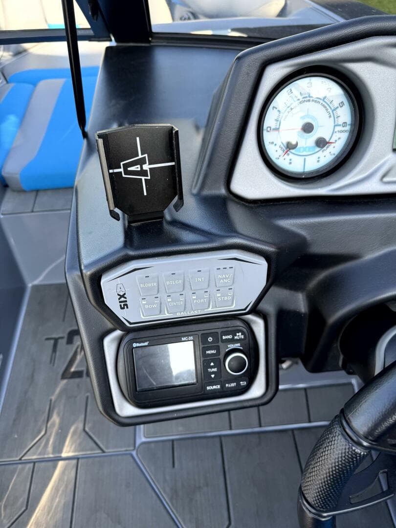 2020 Axis T23 — photo 11