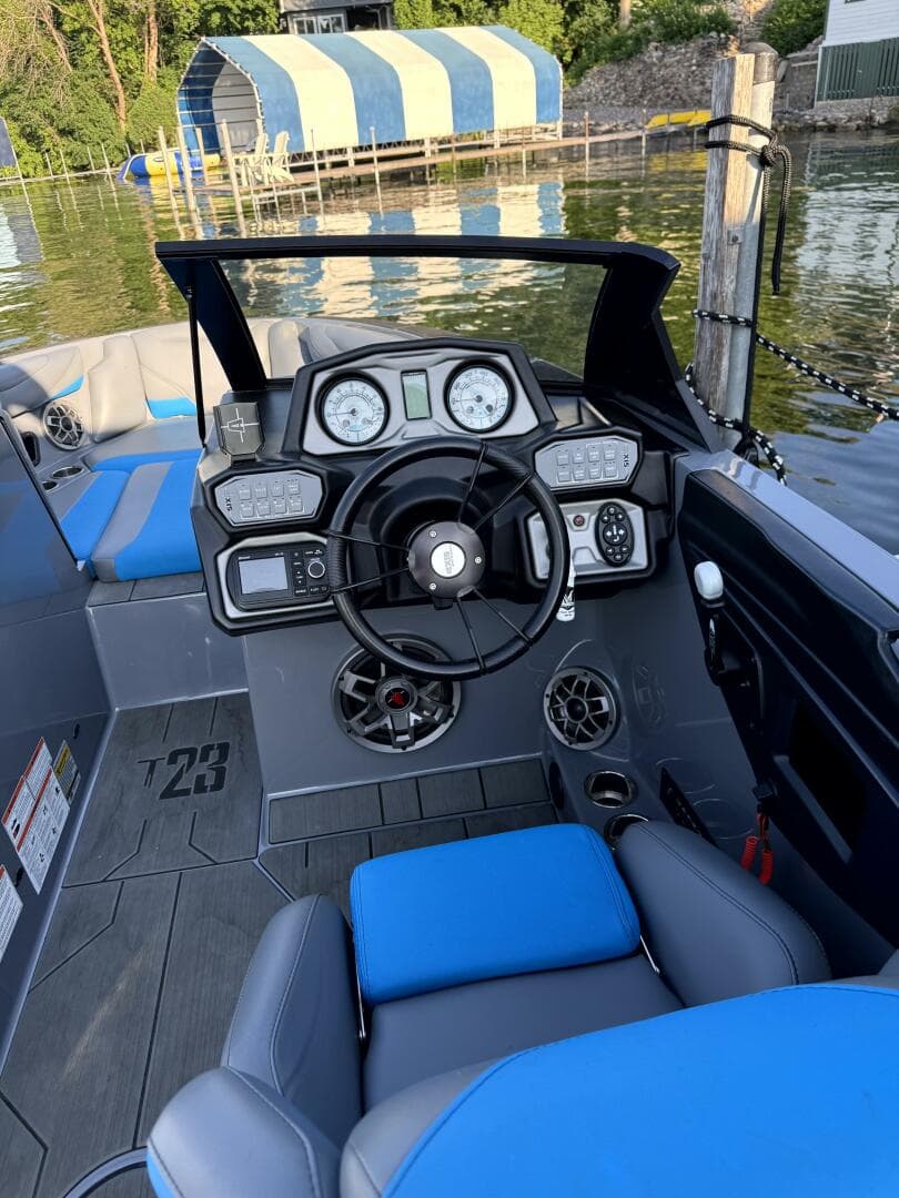 2020 Axis T23 — photo 44