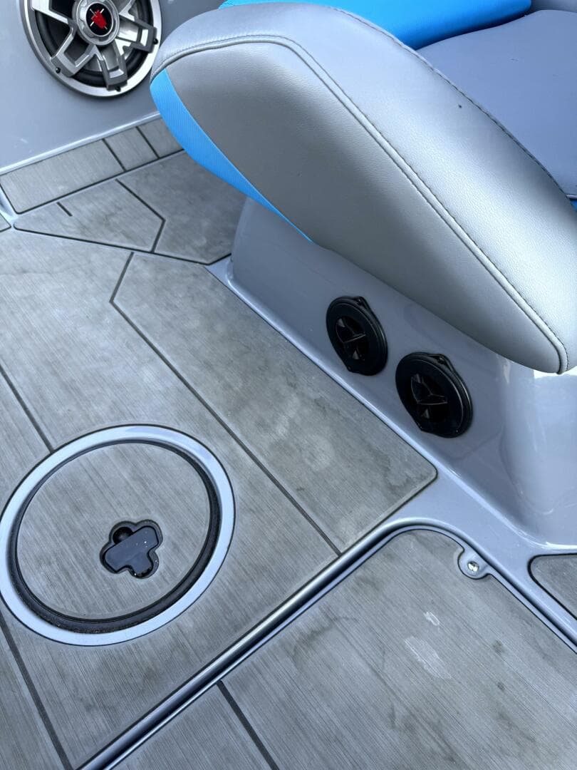 2020 Axis T23 — photo 49