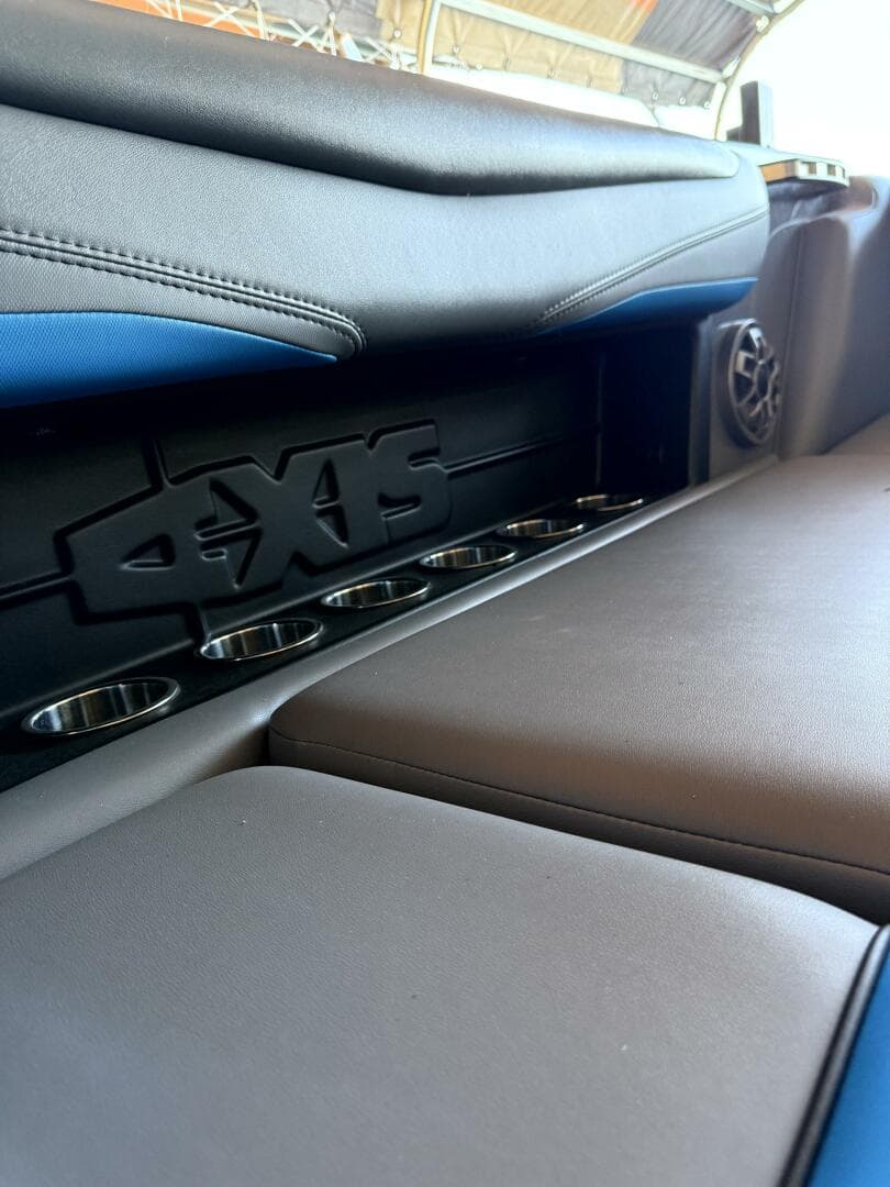 2020 Axis T23 — photo 107