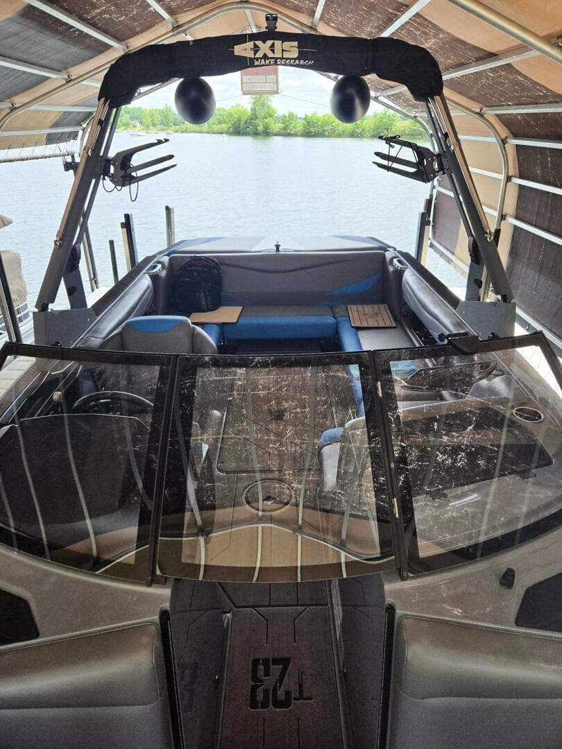 2020 Axis T23 — photo 7