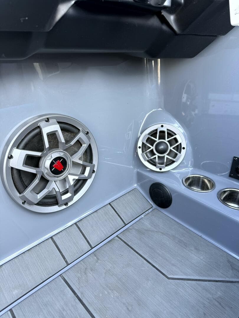 2020 Axis T23 — photo 14