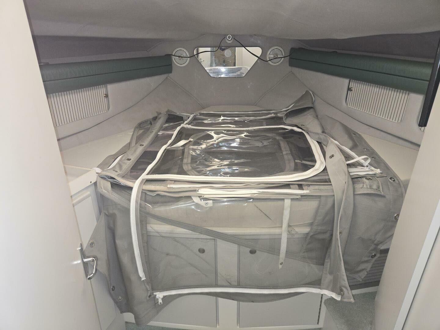 1994 Cruisers Yachts 3380 — photo 8