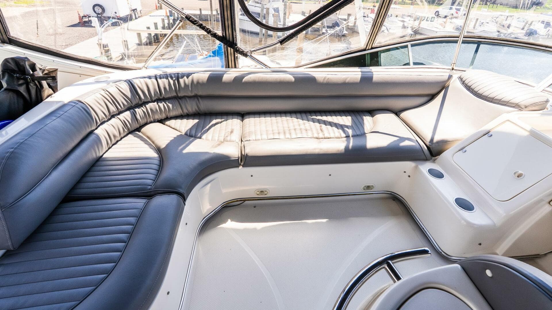 2000 Maxum 4600 Scb — photo 17