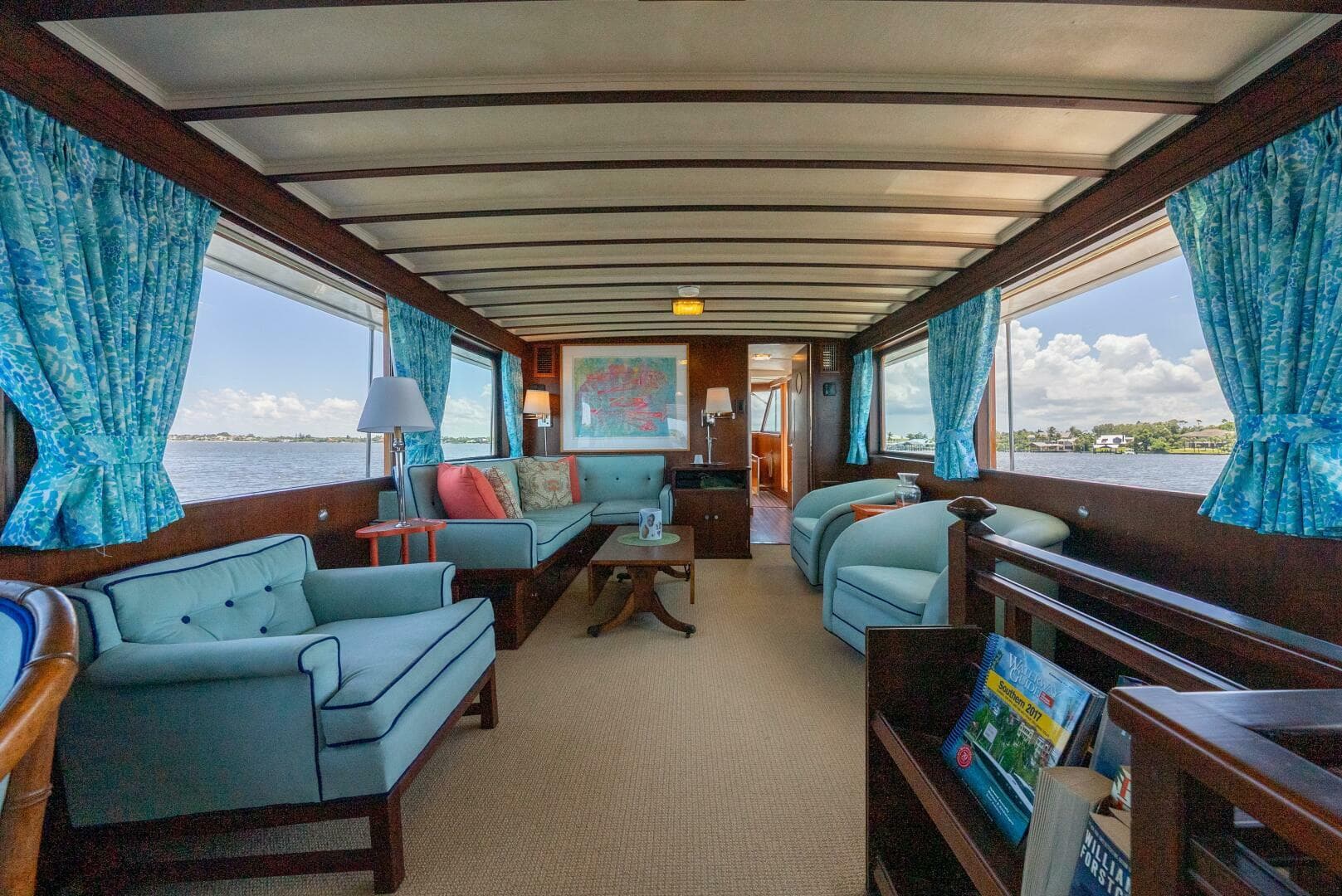 1970 Trumpy Houseboat — photo 2