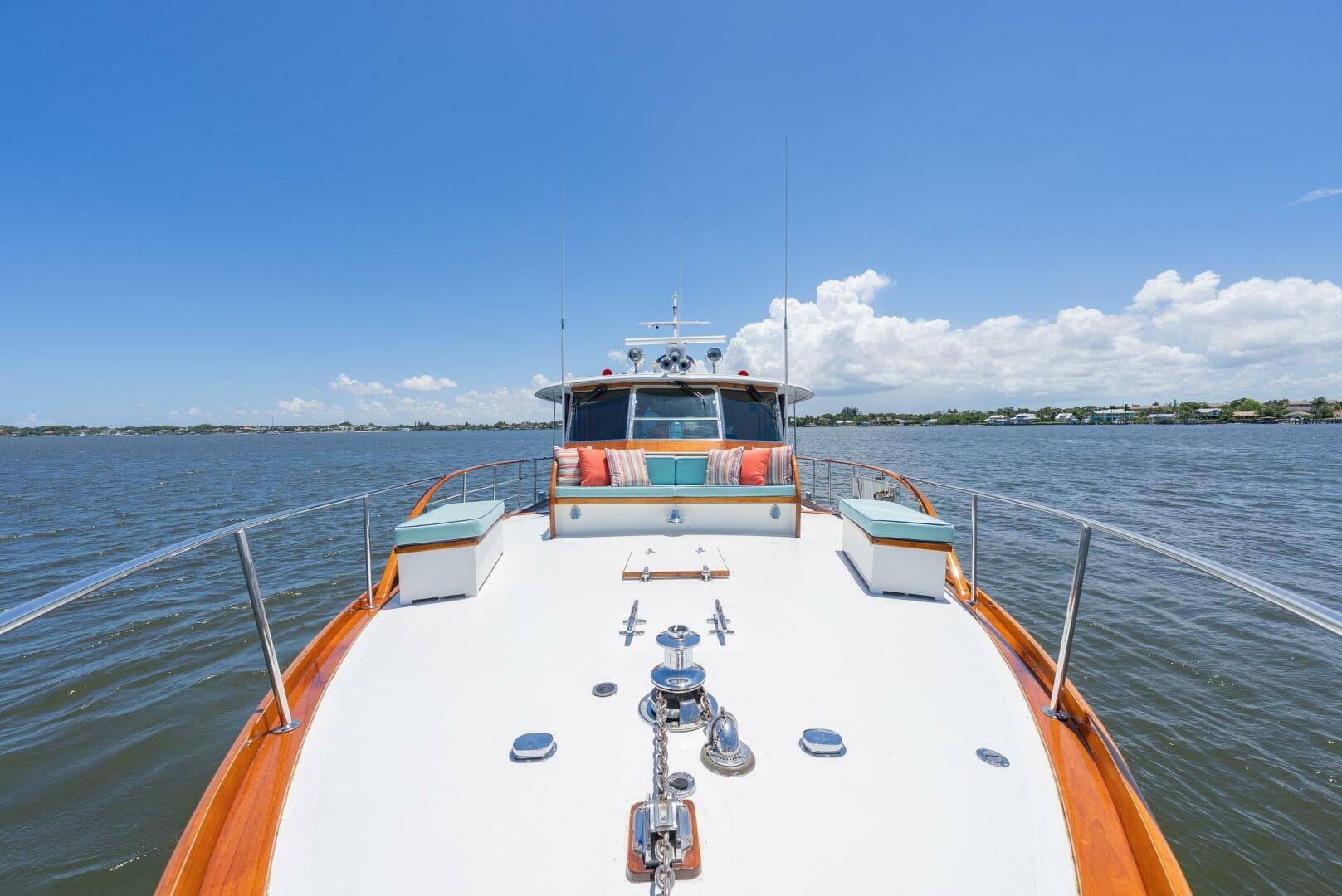 1970 Trumpy Houseboat — photo 36