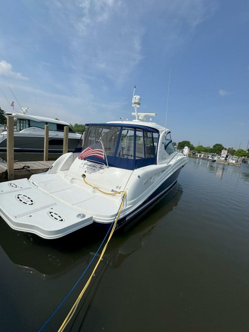2009 Sea Ray 440 Sundancer — photo 47
