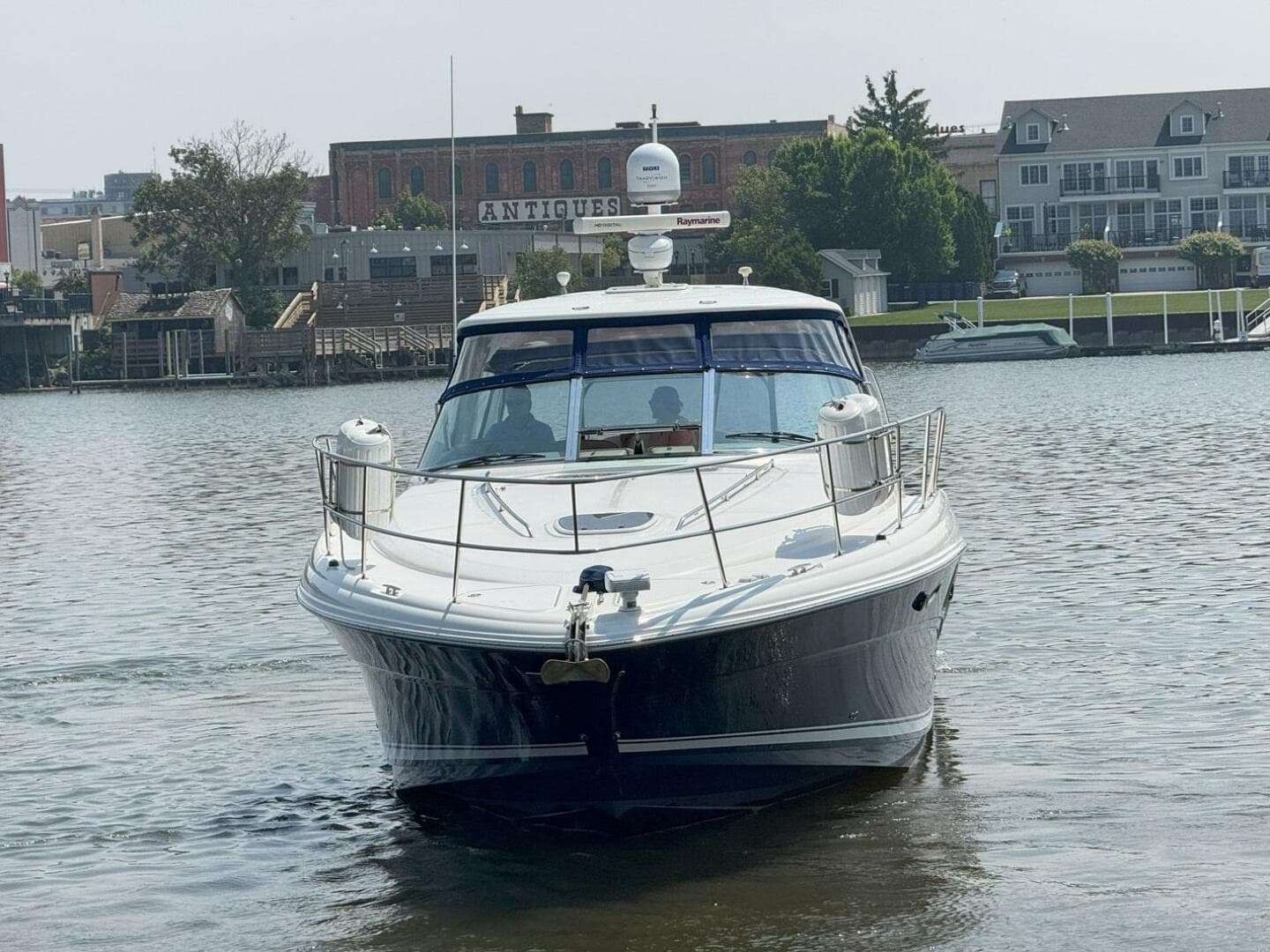2009 Sea Ray 440 Sundancer — photo 50
