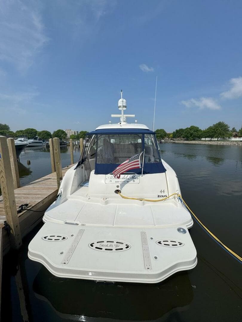 2009 Sea Ray 440 Sundancer — photo 48