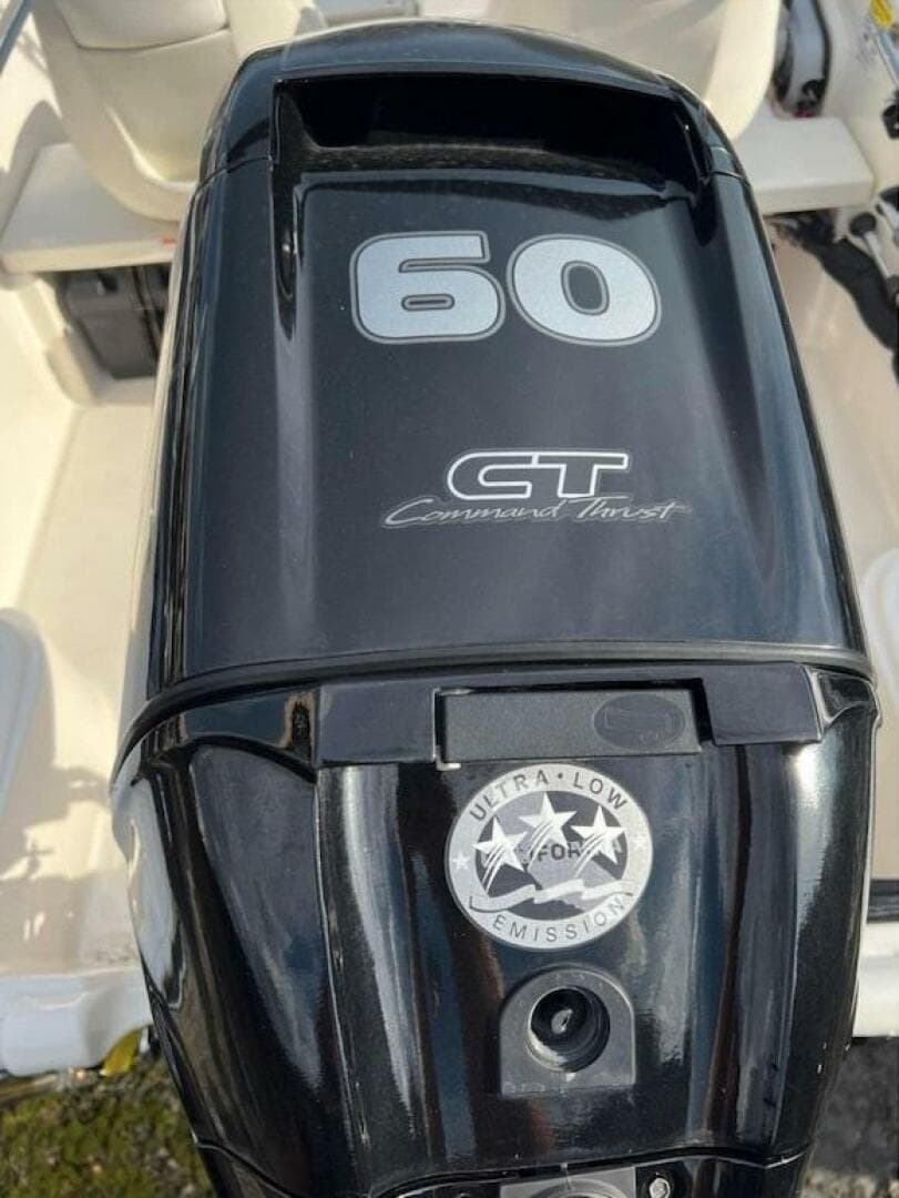 2018 Boston Whaler 150 Super Sport — photo 10