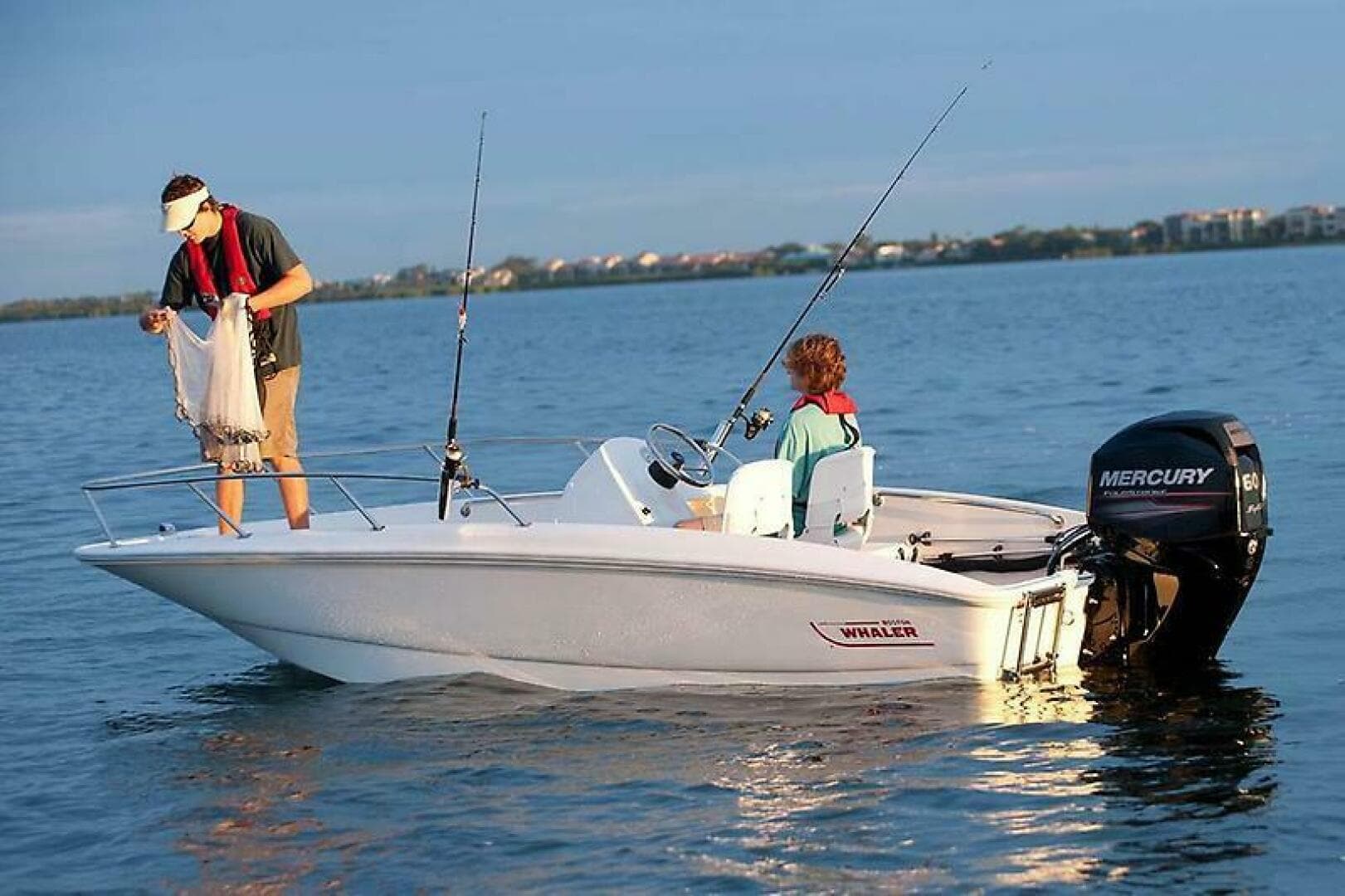 2018 Boston Whaler 150 Super Sport — photo 30