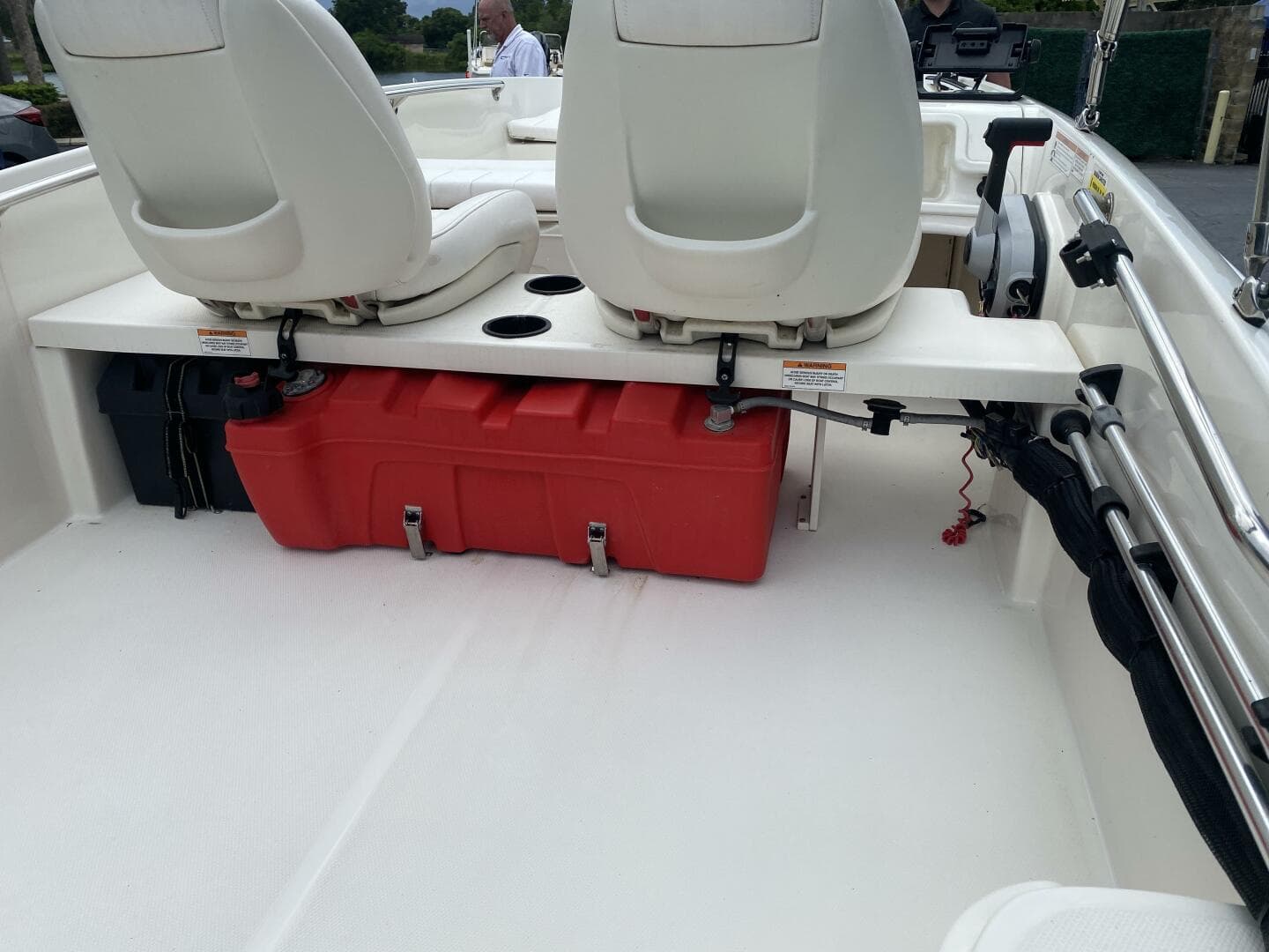 2018 Boston Whaler 150 Super Sport — photo 7