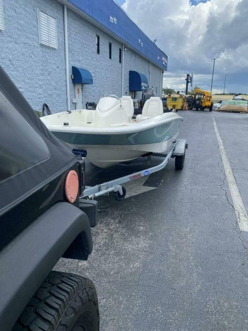 2018 Boston Whaler 150 Super Sport — photo 8