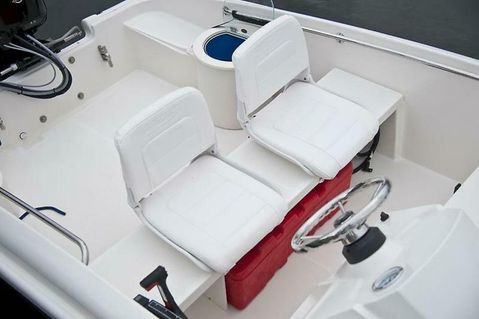 2018 Boston Whaler 150 Super Sport — photo 33