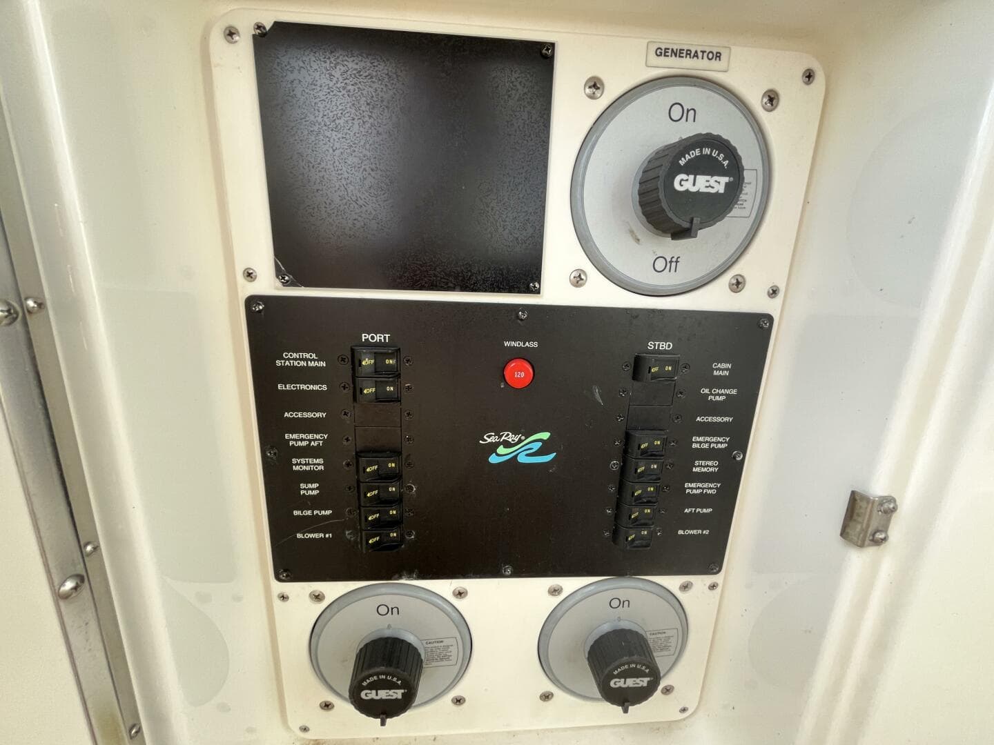 1999 Sea Ray 400 Sundancer — photo 18