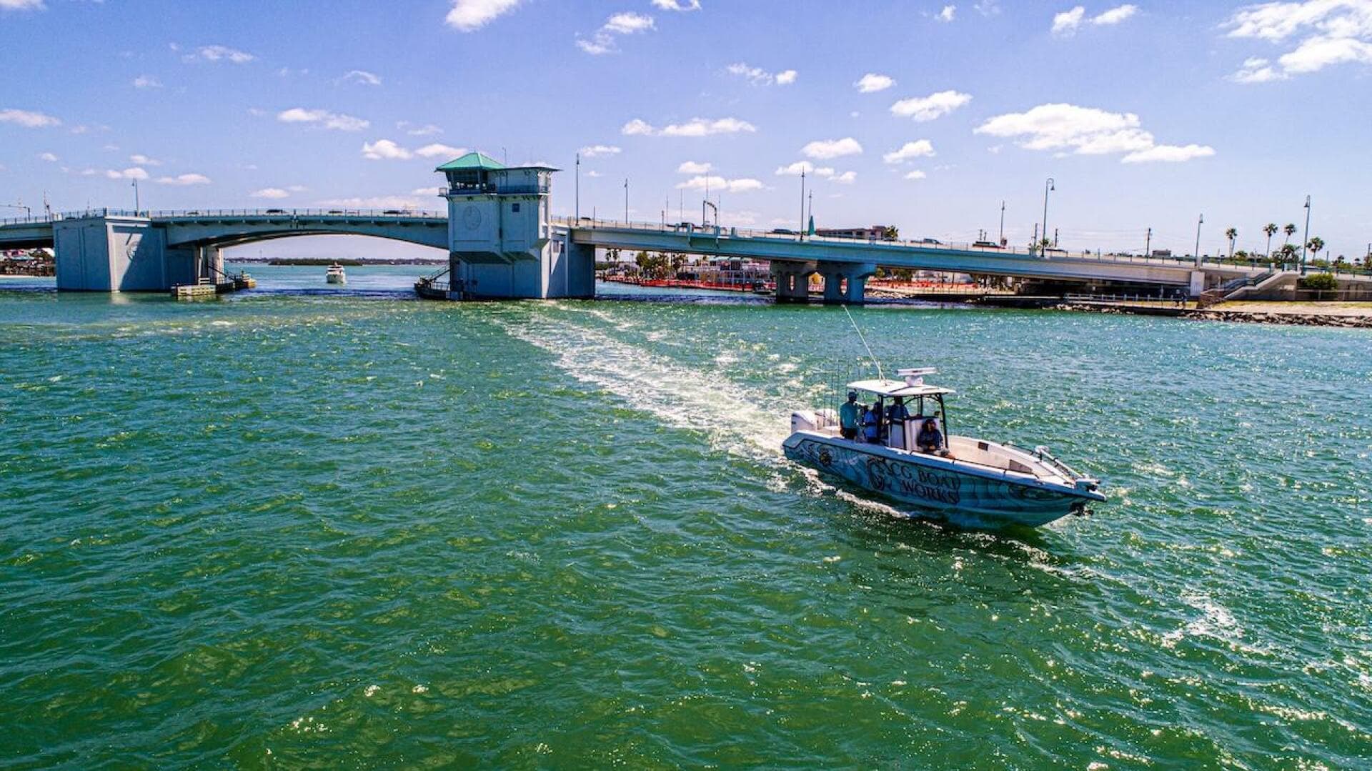 2022 Cg Boat Works 35 M-Series — photo 3