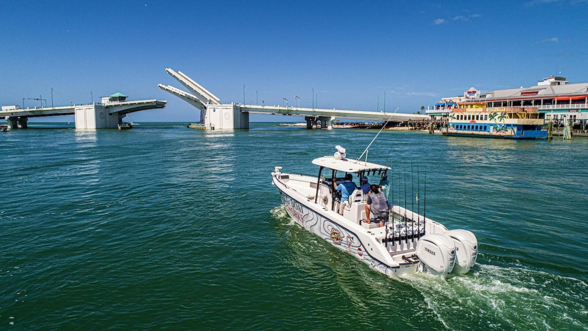 2022 Cg Boat Works 35 M-Series — photo 2