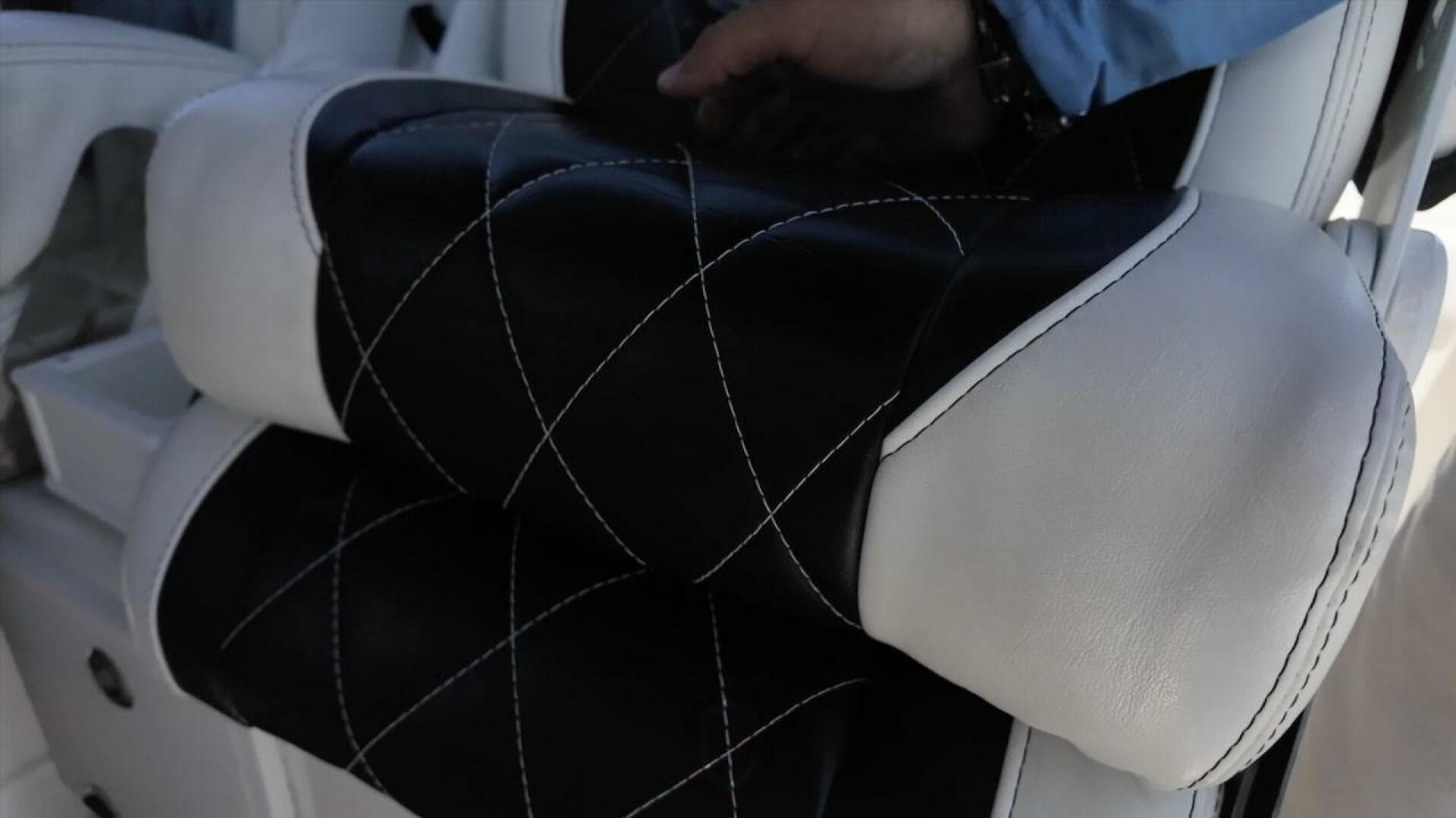 2022 Cg Boat Works 35 M-Series — photo 24