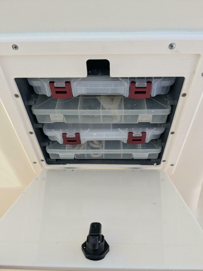 1995 Tiara Yachts 29 Open — photo 12