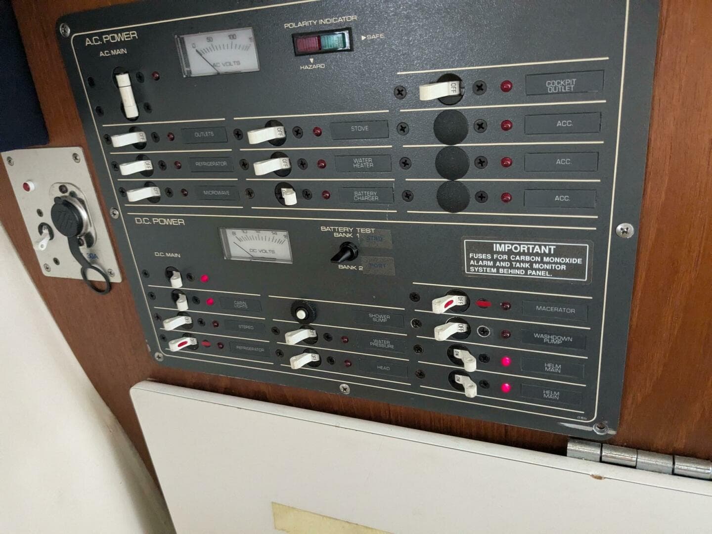 1995 Tiara Yachts 29 Open — photo 33